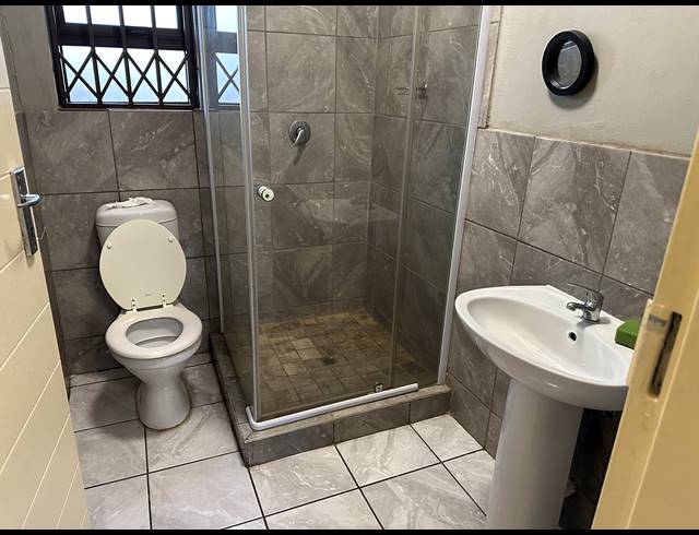 3 BEDROOM FREESTANDING FOR SALE IN KLERKSOORD